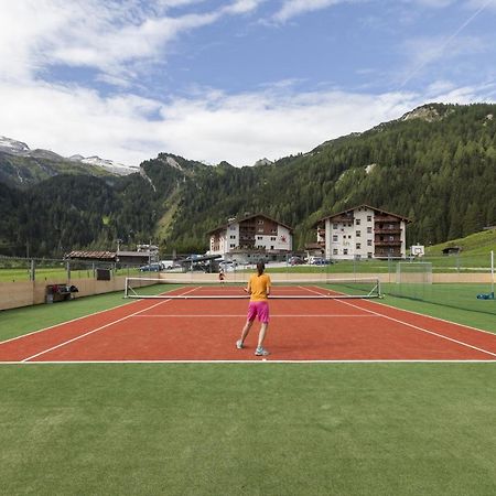 Kinder- & Gletscherhotel Hintertuxerhof ภายนอก รูปภาพ